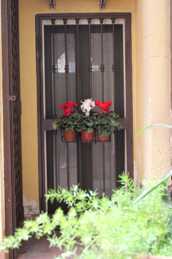 Geliro Apartment Catania Centro Bagian luar foto