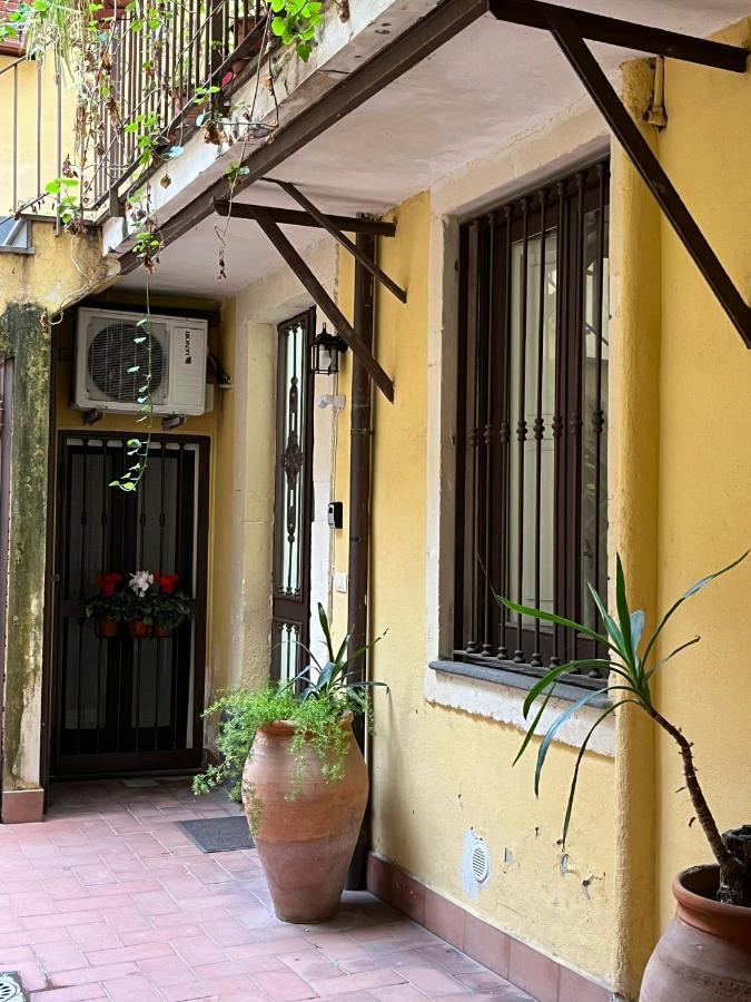 Geliro Apartment Catania Centro Bagian luar foto